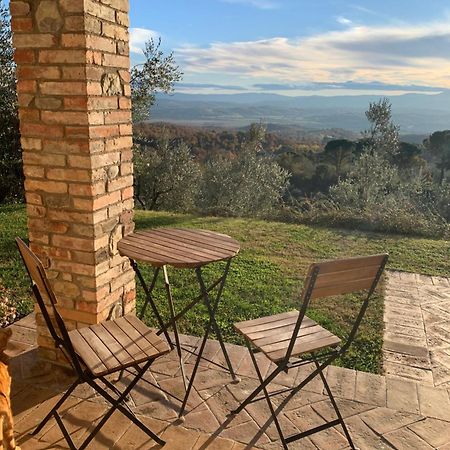 Vesper - Casale Con Piscina - Ad Galli Cantum Citta della Pieve Bagian luar foto